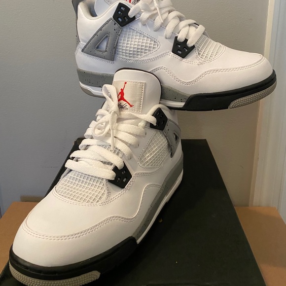 Jordan 4 Retro - Picture 2 of 6